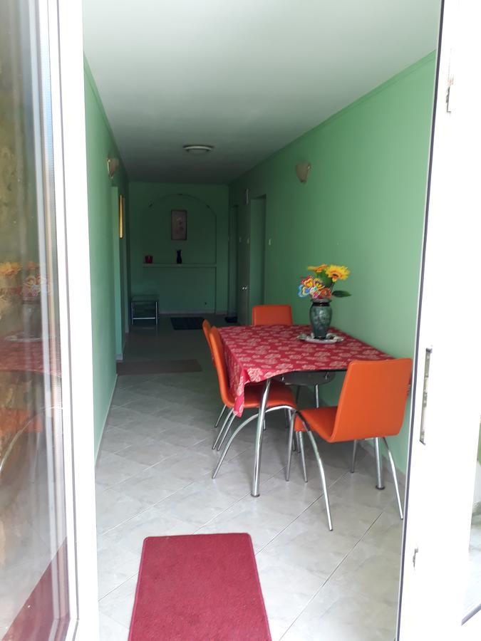 شقة Casa Ade Călimăneşti المظهر الخارجي الصورة