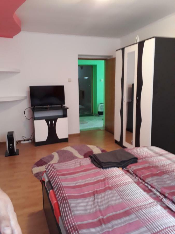 شقة Casa Ade Călimăneşti المظهر الخارجي الصورة